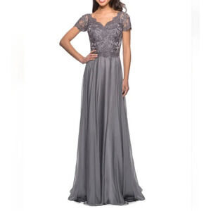 La Femme 27098 Platinum Grey Embroidered Lace Chiffon A-Line Gown Women's SZ 10